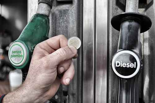 How Fleet Fuel Cards Discounts Work